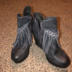 SBicca Zepps style shoes